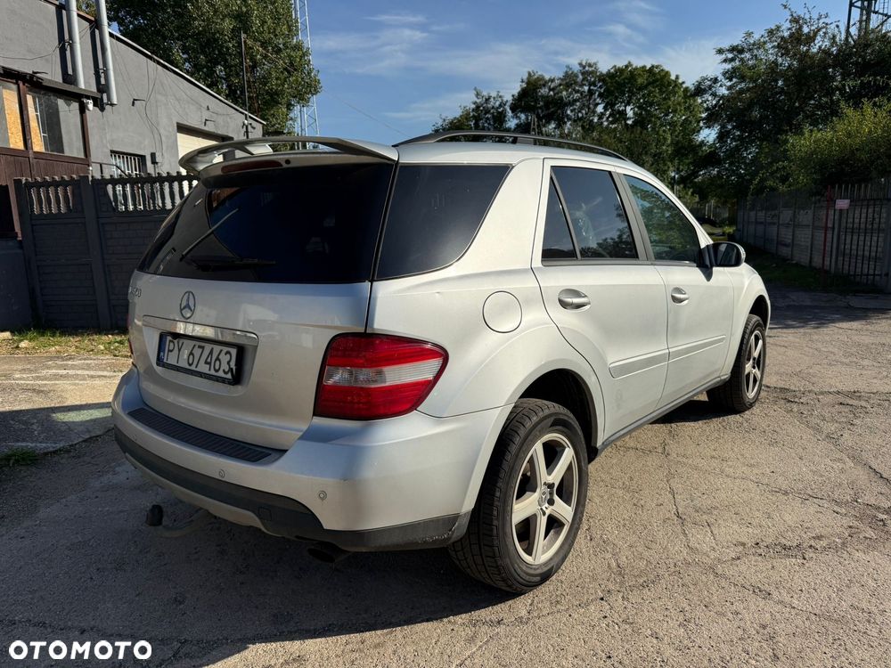 Mercedes-Benz ML 350 4-Matic - 2