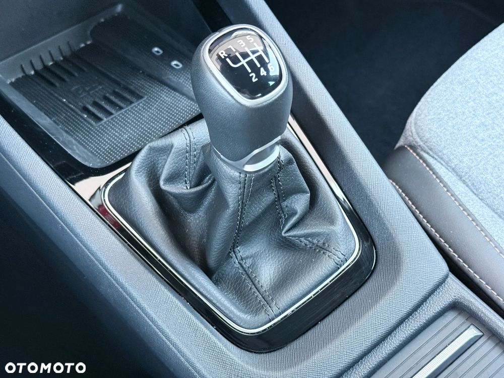 Skoda Octavia 1.5 TSI Selection - 25