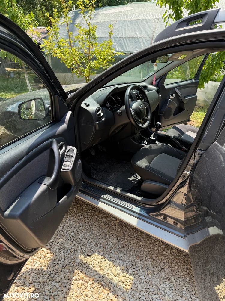 Dacia Duster 1.2 TCe Prestige jante 16" - 8