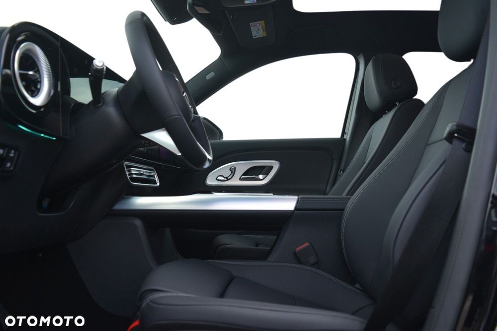 Mercedes-Benz GLB 250+ EQ 85kWh - 9