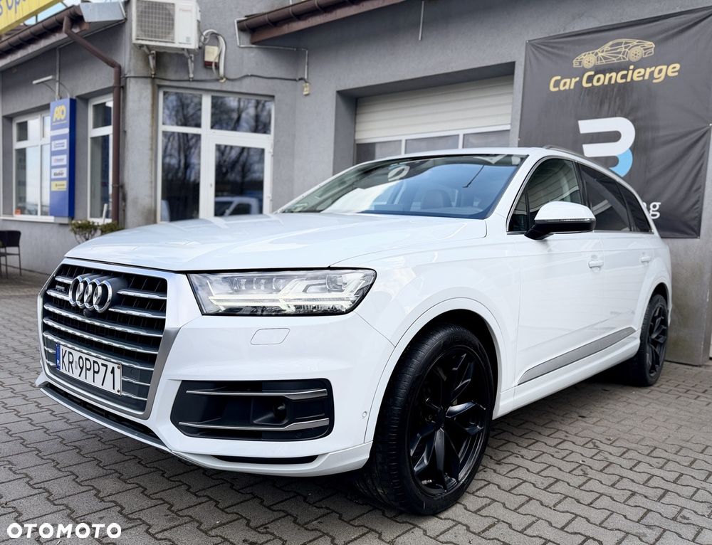 Audi Q7 - 7