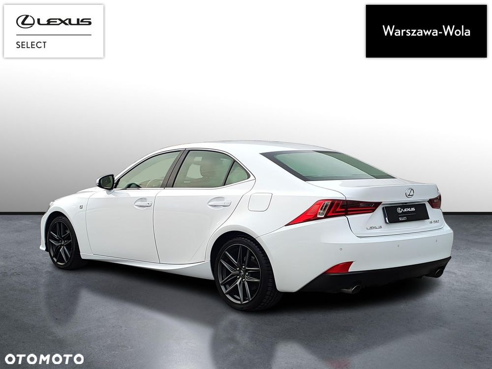 Lexus IS 250 F Sport - 3