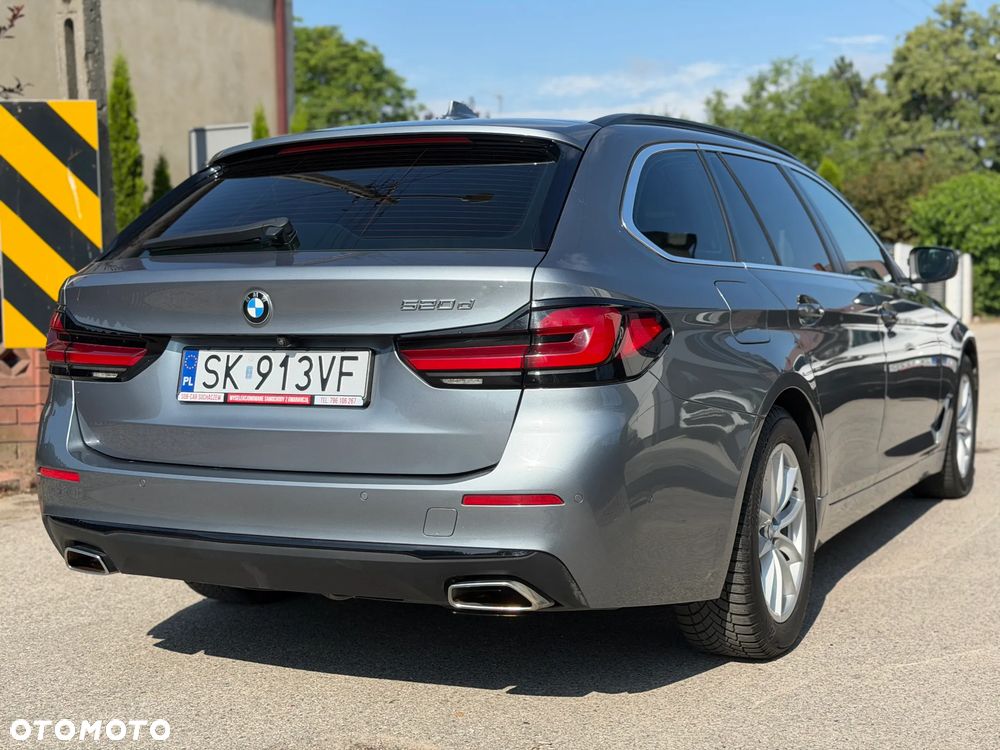 BMW Seria 5 520d mHEV - 4