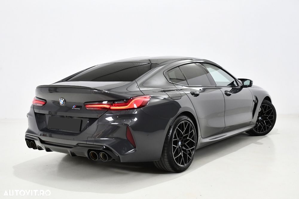 BMW M8 Competition - 3