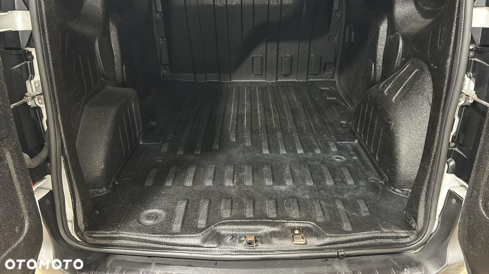 Renault Express Van - 12