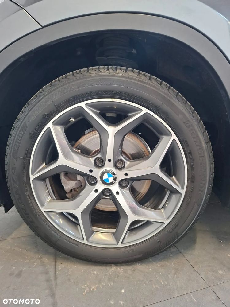 BMW X1 xDrive18d xLine - 22