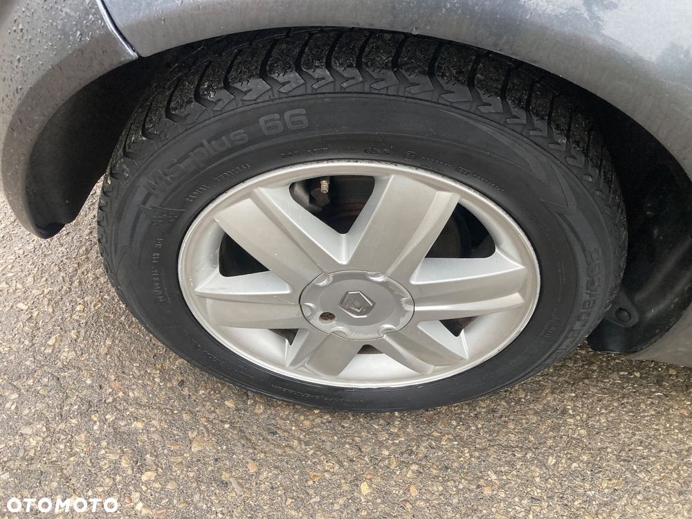 Renault Scenic 1.6 Pack Authentique - 11