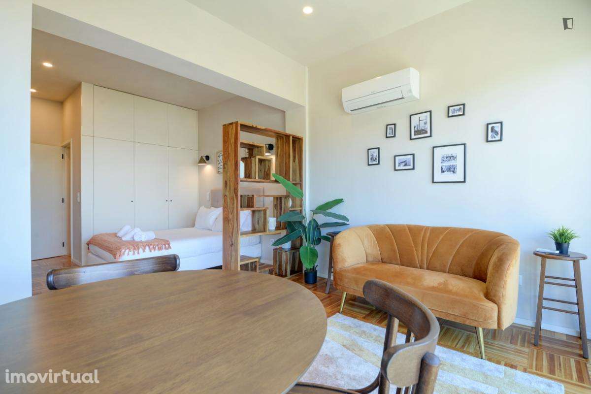 Estúdio - localizado em Miragaia Porto - Grande imagem: 2/28