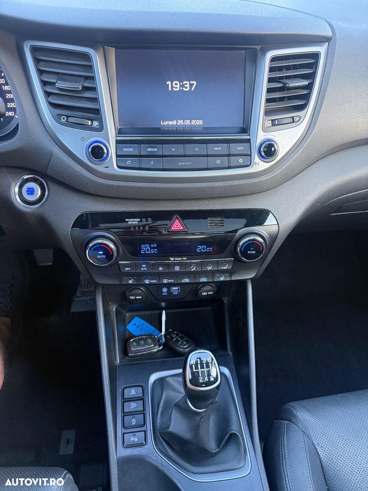 Hyundai Tucson blue 1.7 CRDi 2WD Advantage - 9