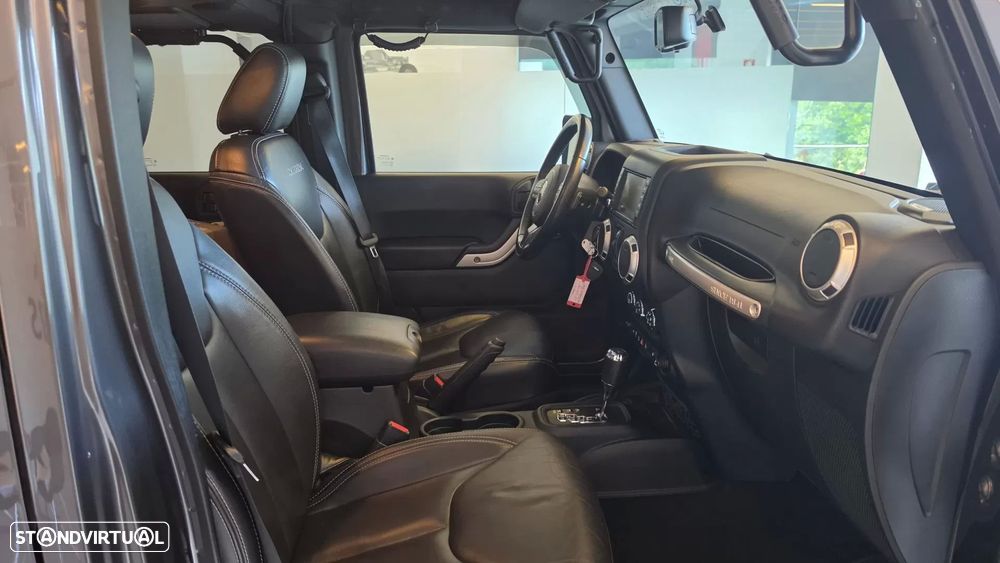 Jeep Wrangler Unlimited 2.8 CRD Sahara AT - 55