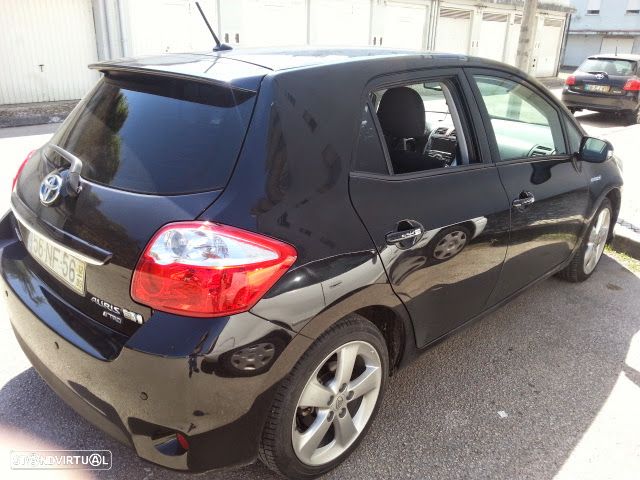 Toyota Auris 1.8 HSD P.Te.+17+E.Al.+Navi - 9