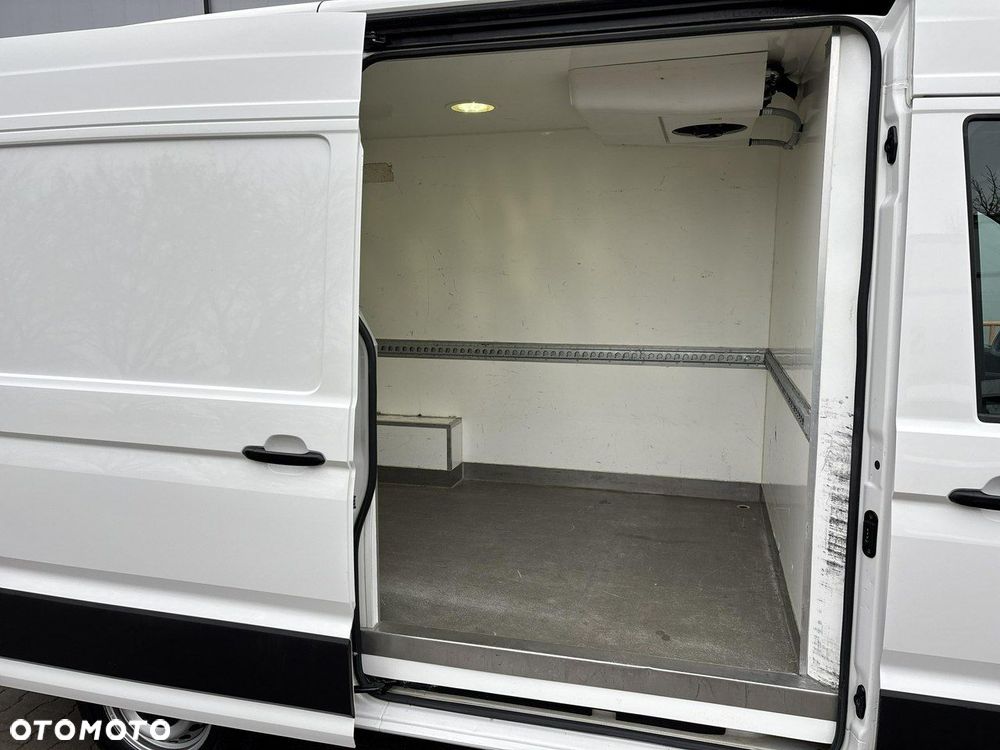 Volkswagen Crafter - 16