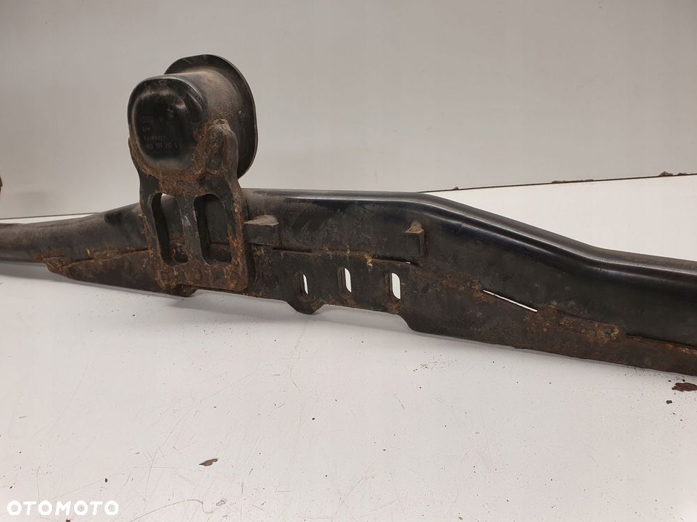 OGRANICZNIK RUCHU BELKA AUDI A8 D3 4E0199335G - 2