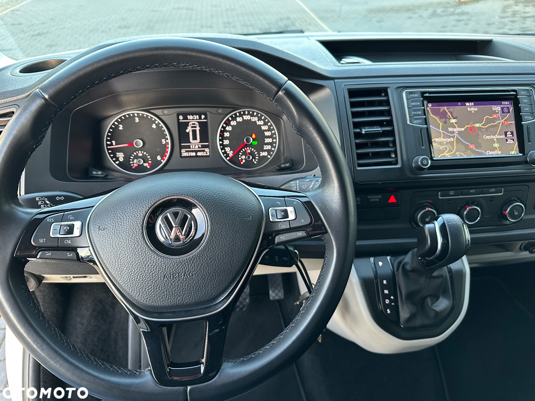Volkswagen Transporter T6 2.0 TDI 150 DSG Sortimo ZABUDOWA WARSZTATOWA Rampa dla wózków inwalidzkich - 20