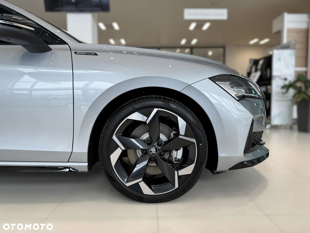 Skoda Superb 2.0 TDI SCR 4x4 Sportline DSG - 14