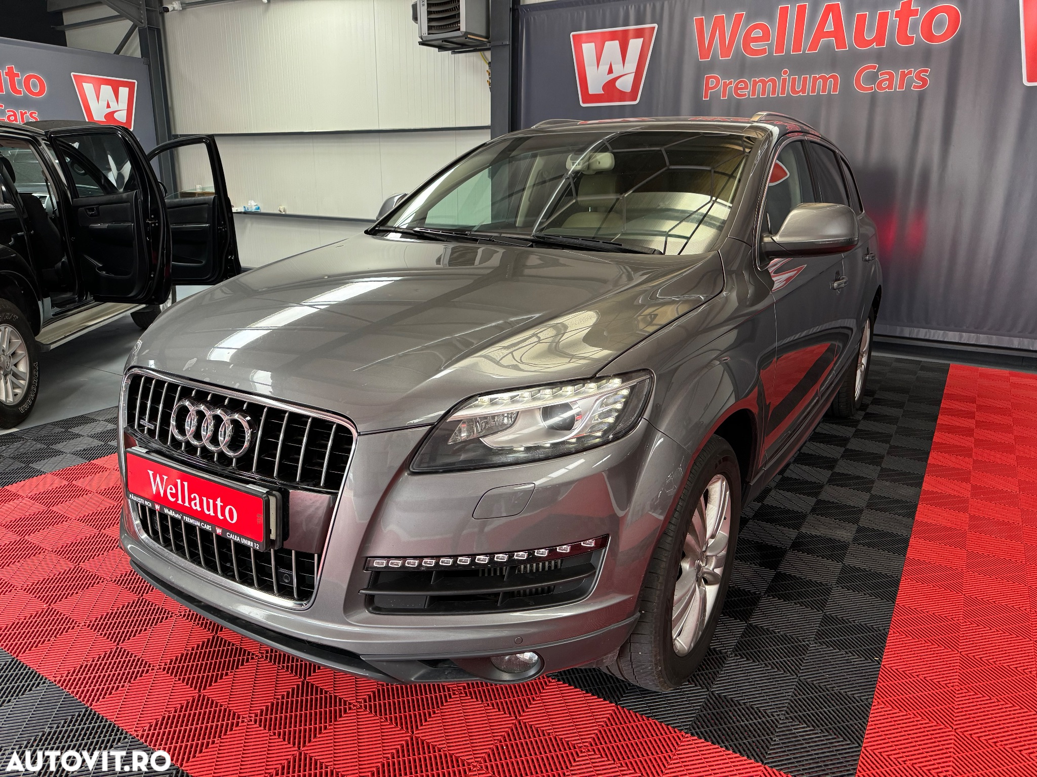 Audi Q7 3.0 TDI Quattro Tip - 2