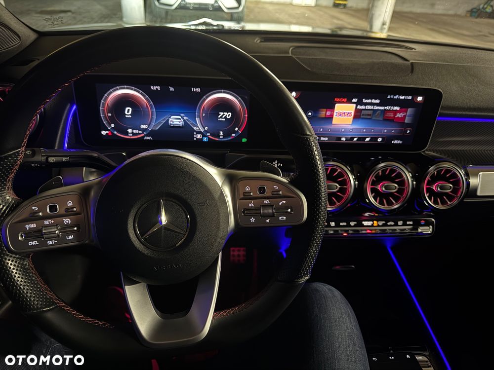 Mercedes-Benz GLB 180 d 8G-DCT AMG Line - 34