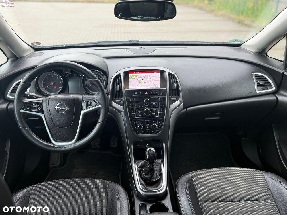 Opel Astra 1.7 CDTI Cosmo - 3