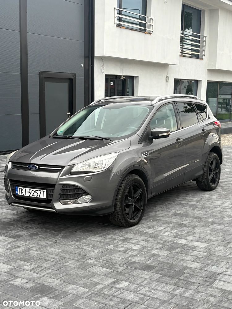 Ford Kuga - 1