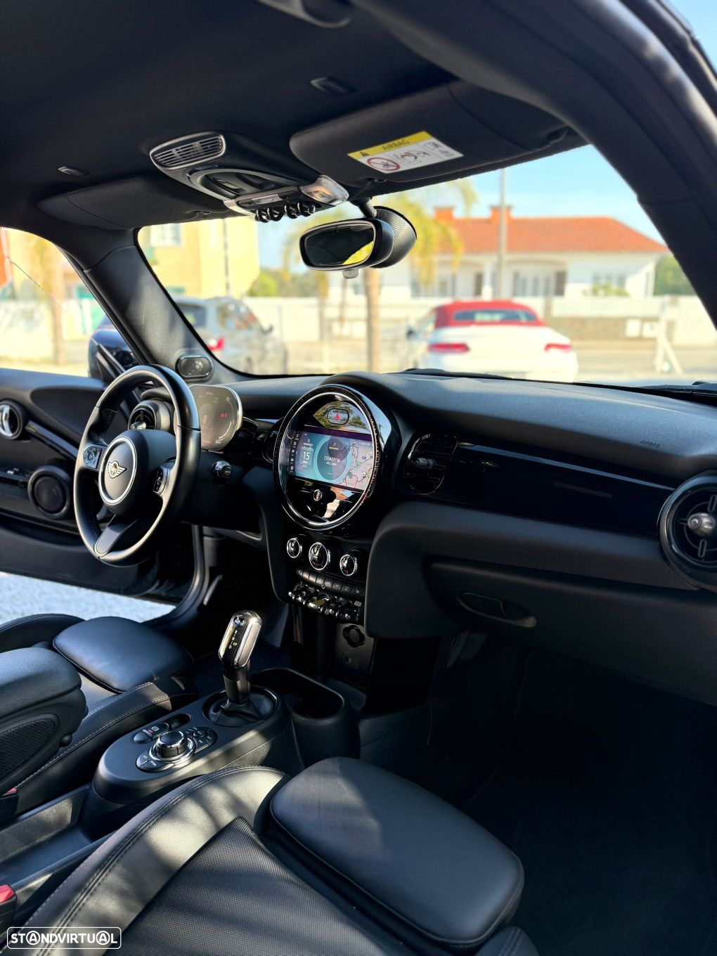 MINI 3 Portas Cooper SE Premium Extra Essential - 27