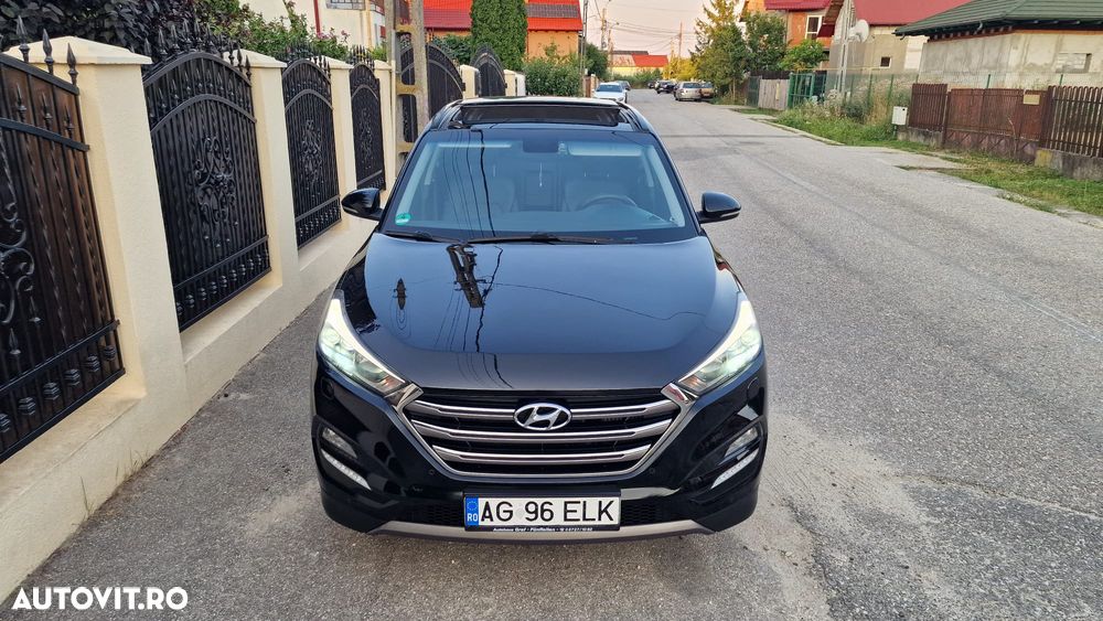 Hyundai Tucson 2.0 CRDI 4WD Automatik Premium - 23