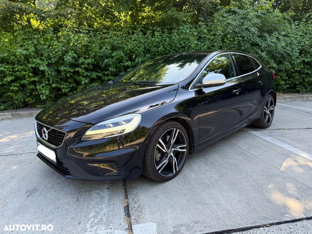 Volvo V40 T3 Geartronic RDesign - 1