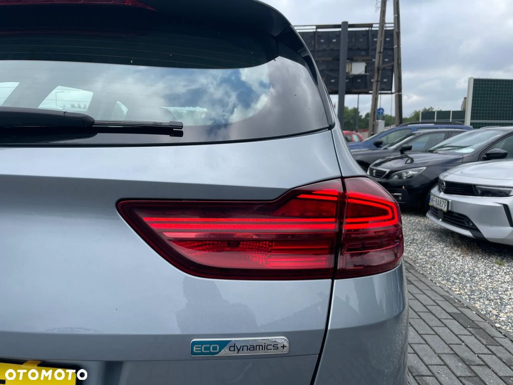 Kia Ceed 1.6 CRDi SCR M - 8