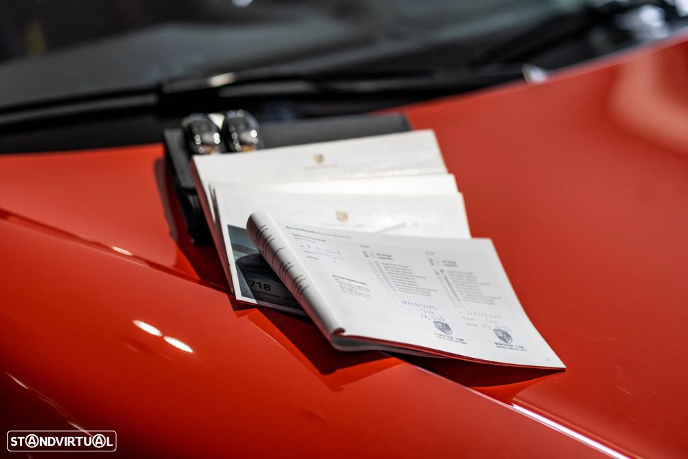 Porsche 718 Cayman GTS PDK - 23