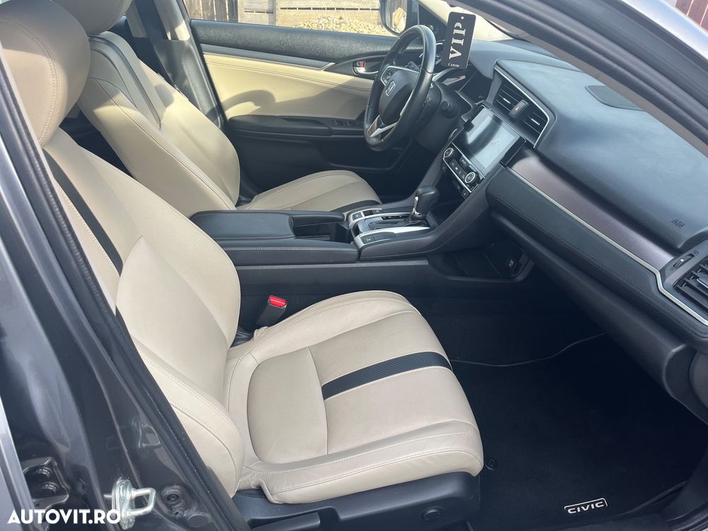 Honda Civic 1.5 i-VTEC Turbo CVT Prestige - 17