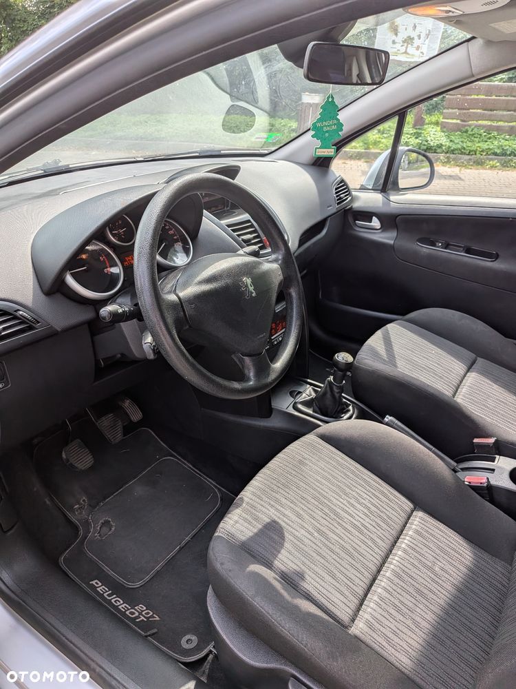 Peugeot 207 1.4 HDi Trendy - 17
