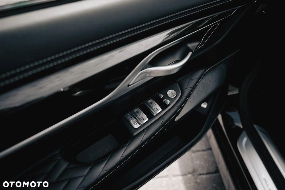 BMW-ALPINA B7 - 16