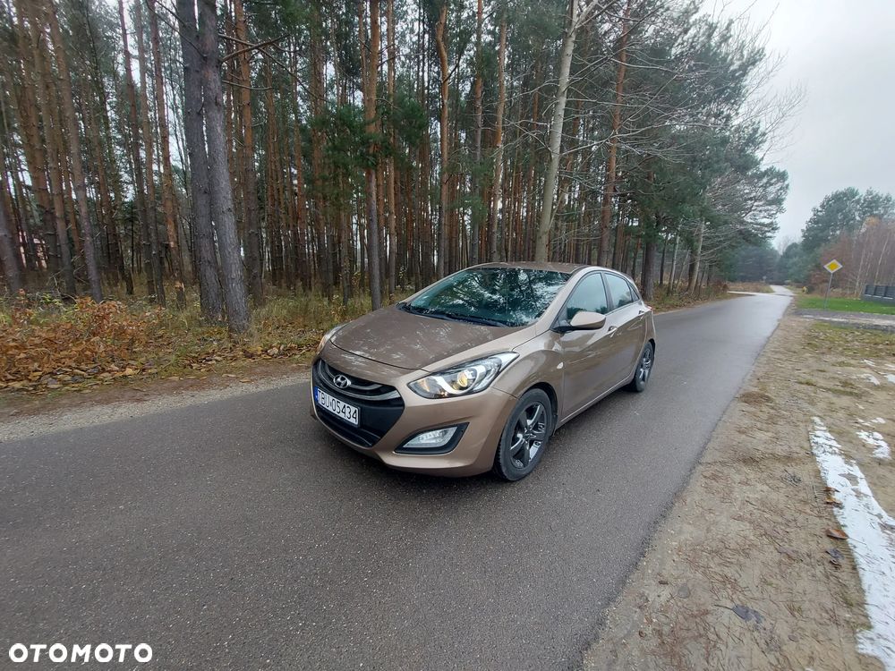Hyundai i30 1.4 Comfort - 11