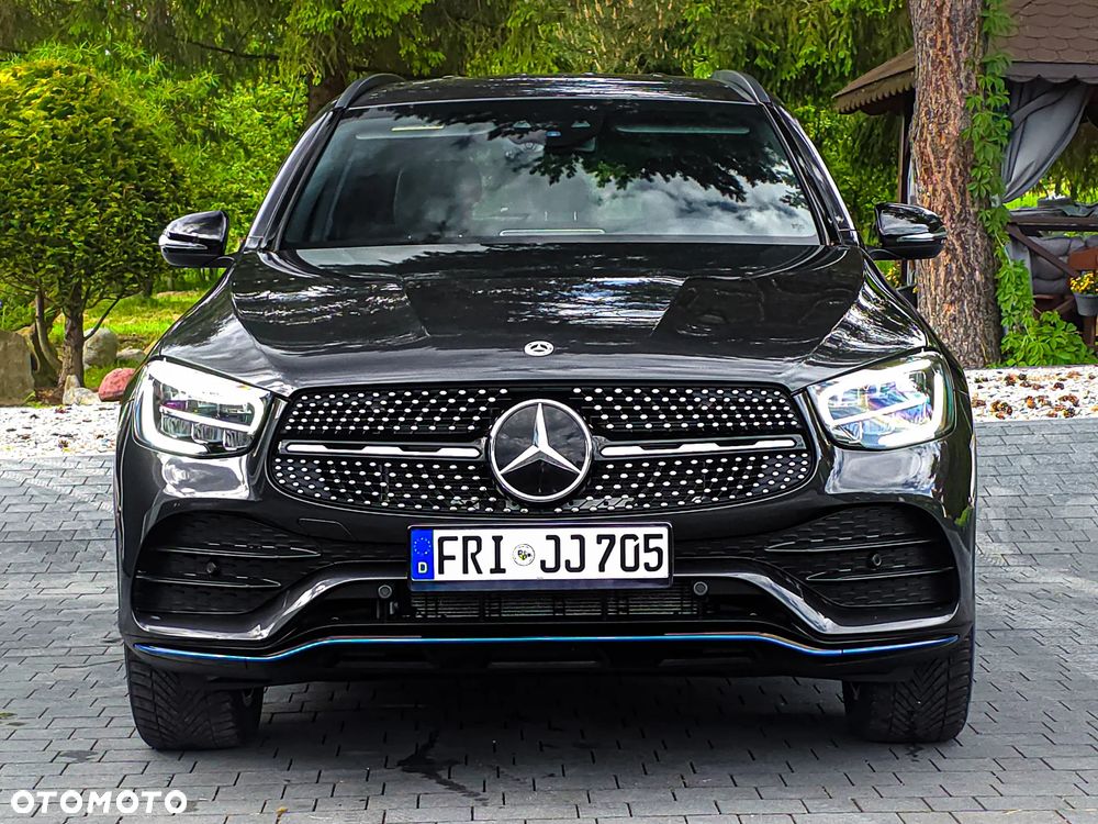 Mercedes-Benz GLC 350 e 4Matic 7G-TRONIC AMG Line - 10