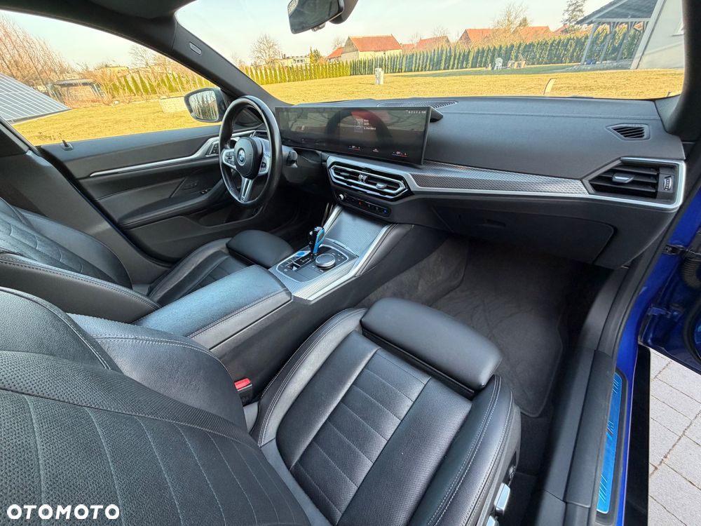 BMW i4 - 14