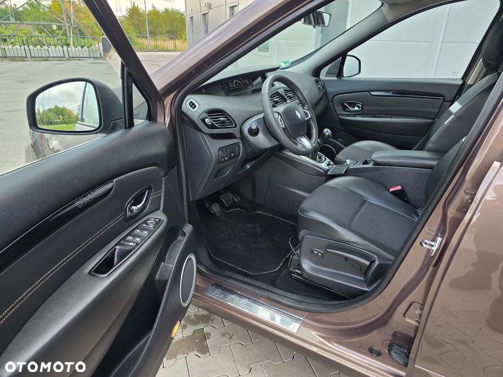 Renault Scenic TCe 130 Bose Edition - 33