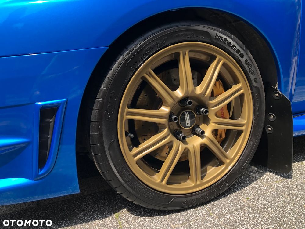 Subaru Impreza 2.5 STI - 10