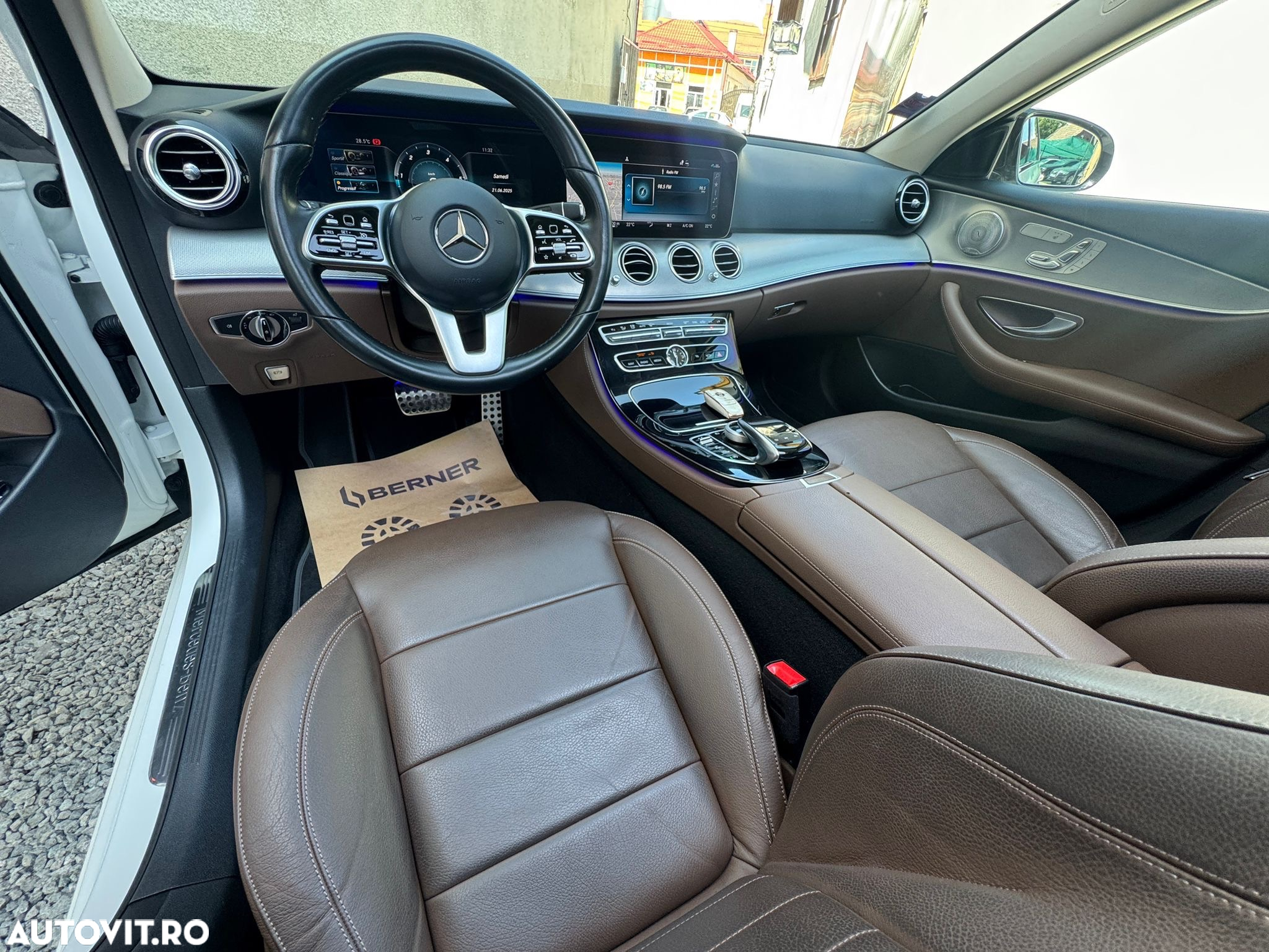 Mercedes-Benz E - 5