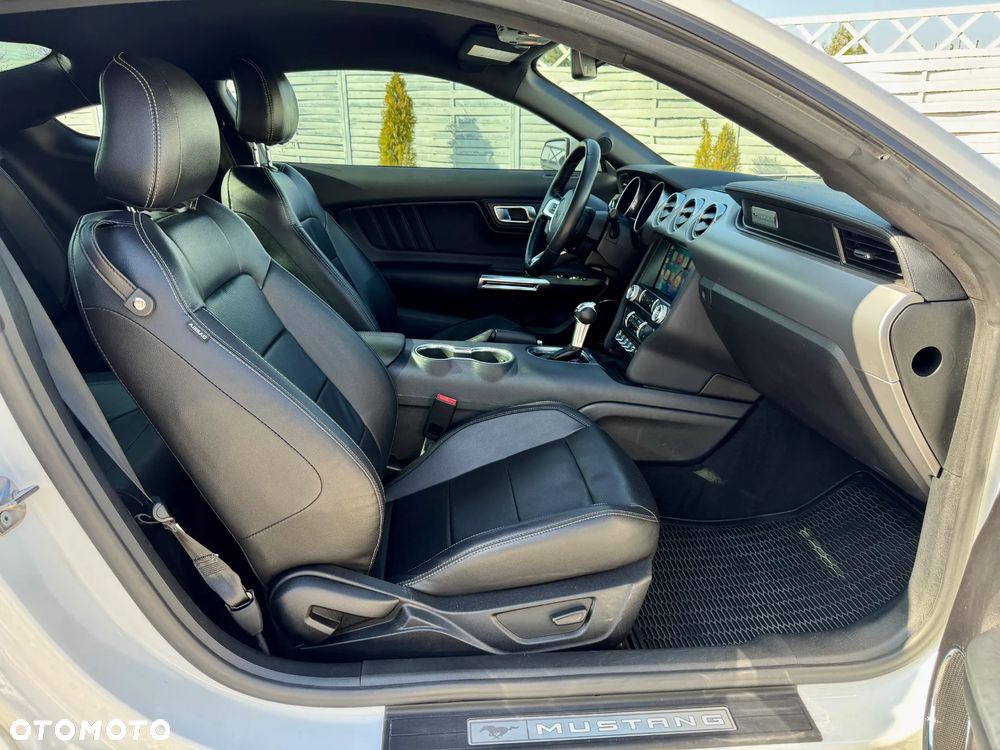 Ford Mustang 2.3 EcoBoost - 5