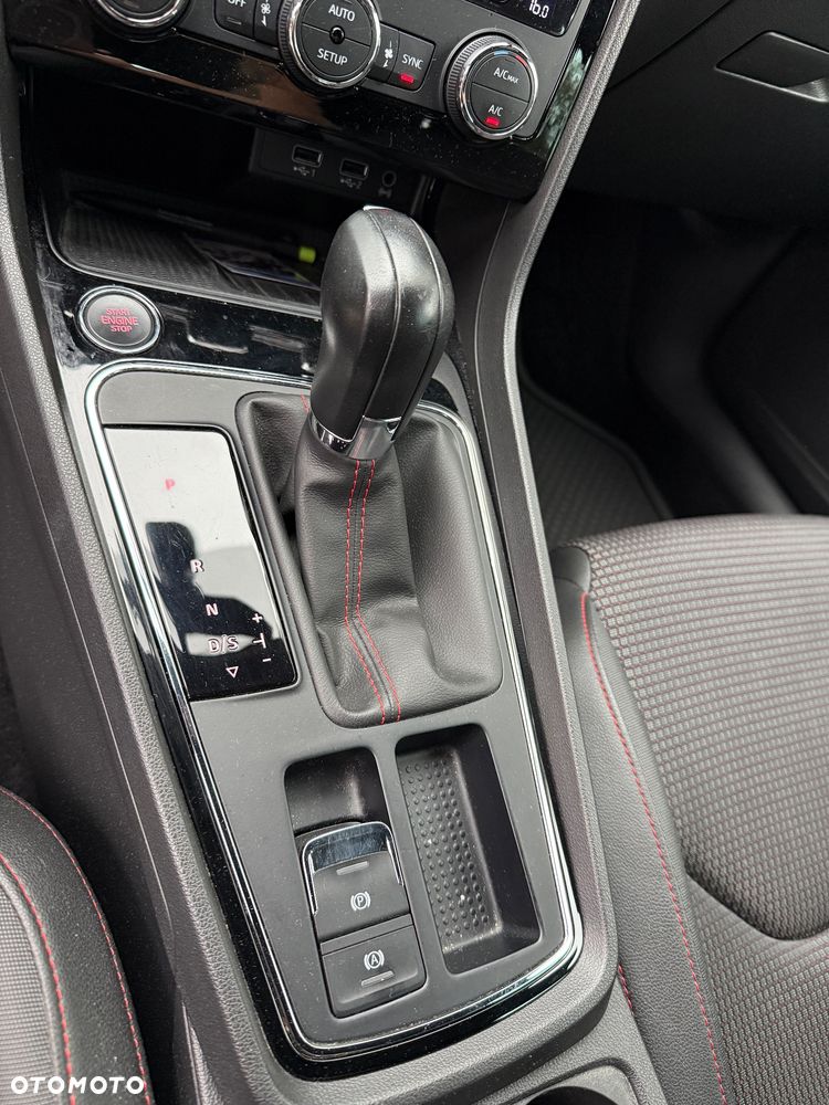 Seat Leon 2.0 EcoTSI FR S&S DSG - 32