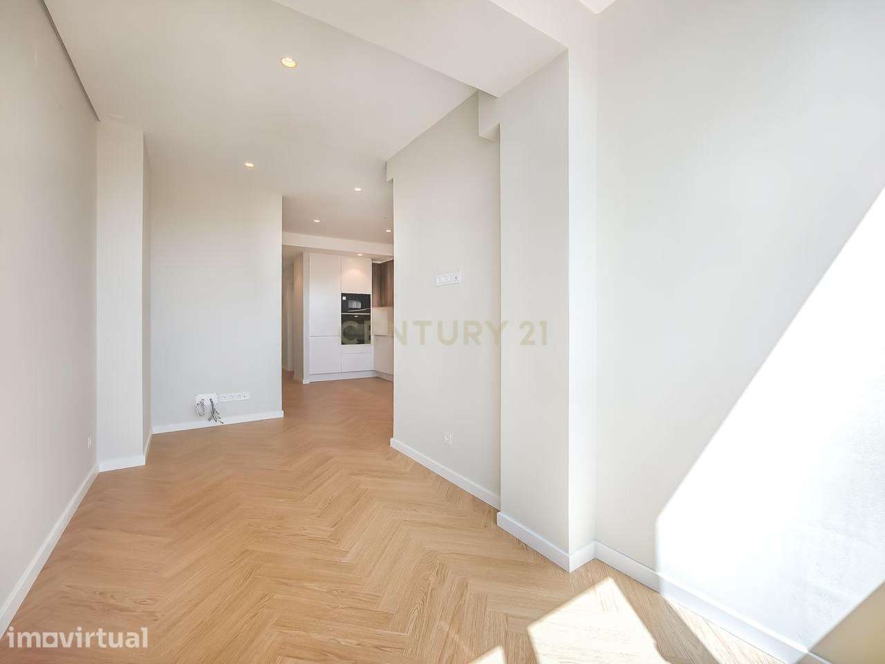 Apartamento T2 Renovado com Vista Panorâmica em São Vicente, Lisboa - Grande imagem: 4/23
