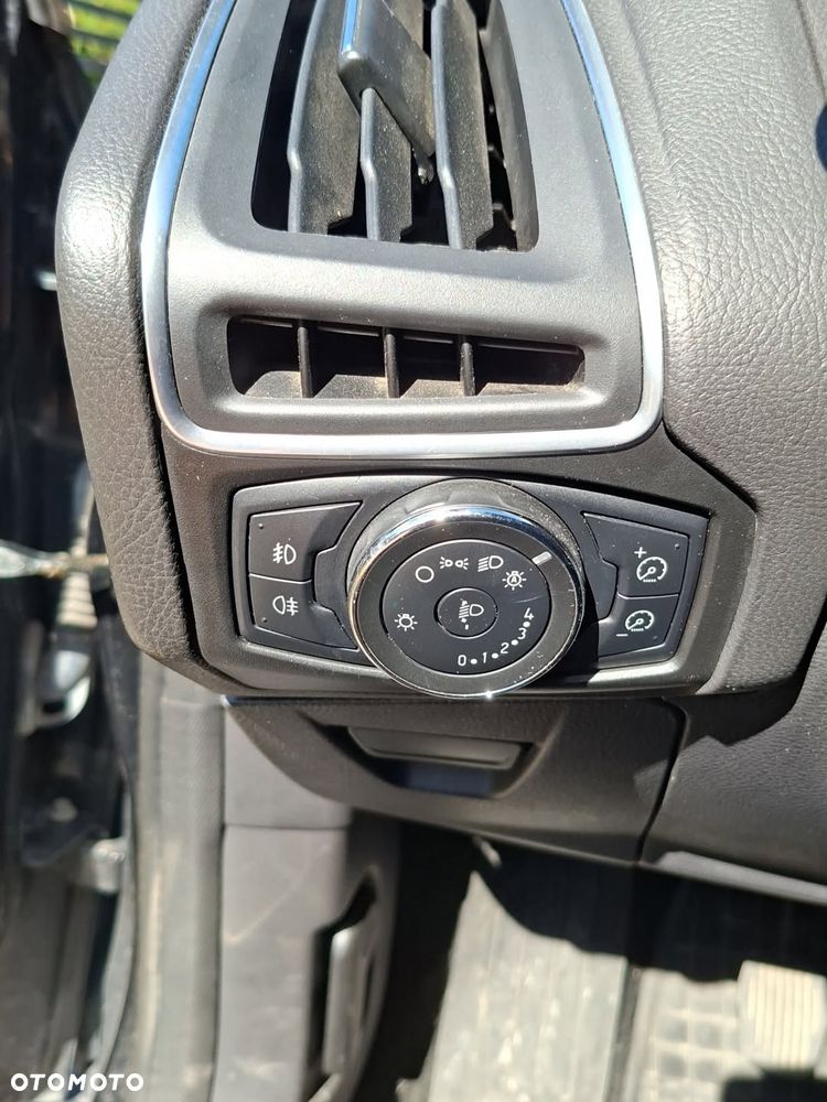 Ford Focus 1.6 TDCi DPF Start-Stopp-System Titanium - 17