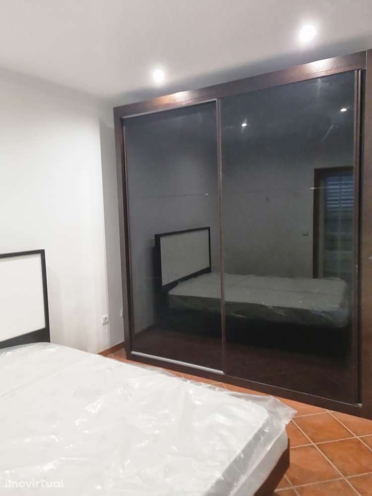 T1 Paredes [estação ) - Grande imagem: 3/9