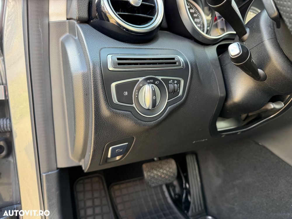 Mercedes-Benz C - 18