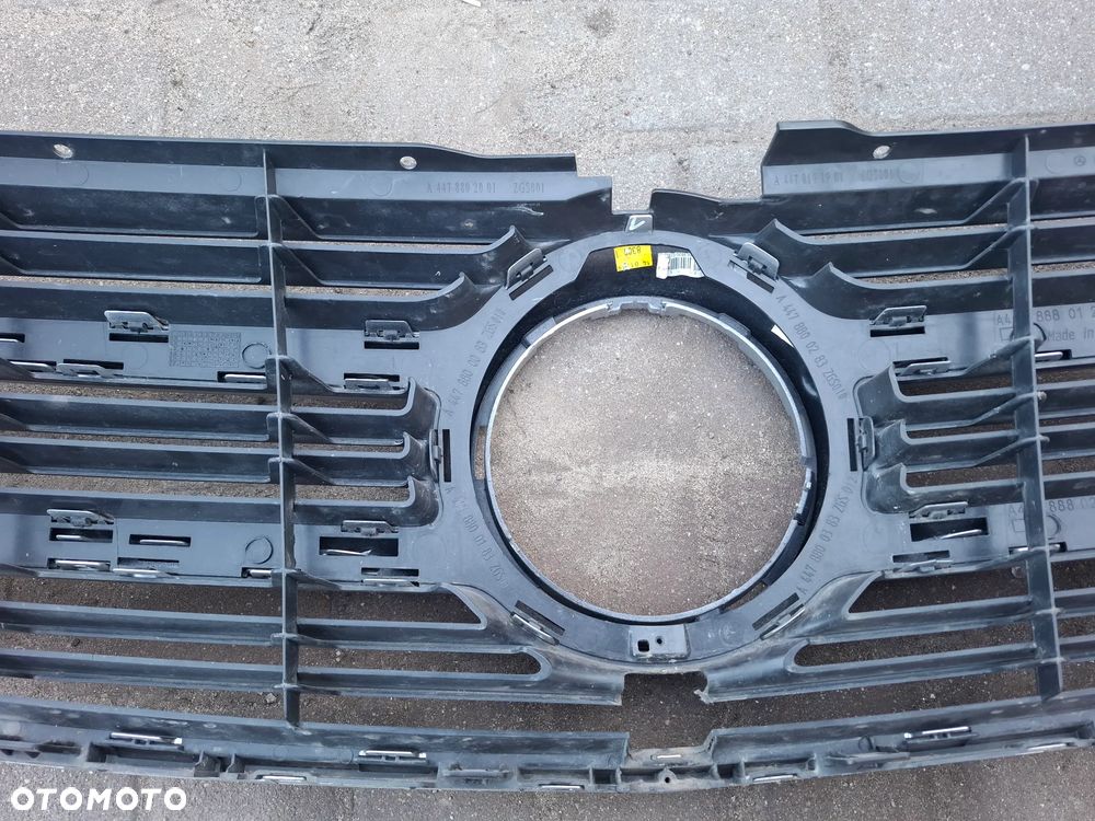 MERCEDES V-KLASA W447 ATRAPA GRILL A4478802001 - 7