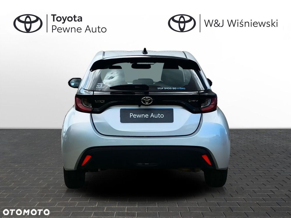 Toyota Yaris - 4