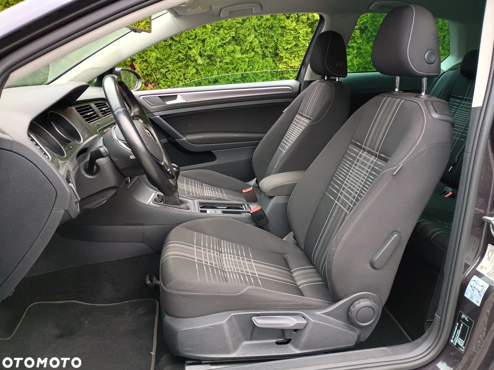 Volkswagen Golf 1.2 TSI BlueMotion Technology Cup - 18