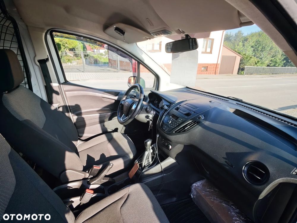 Ford Transit Courier Ambiente - 6
