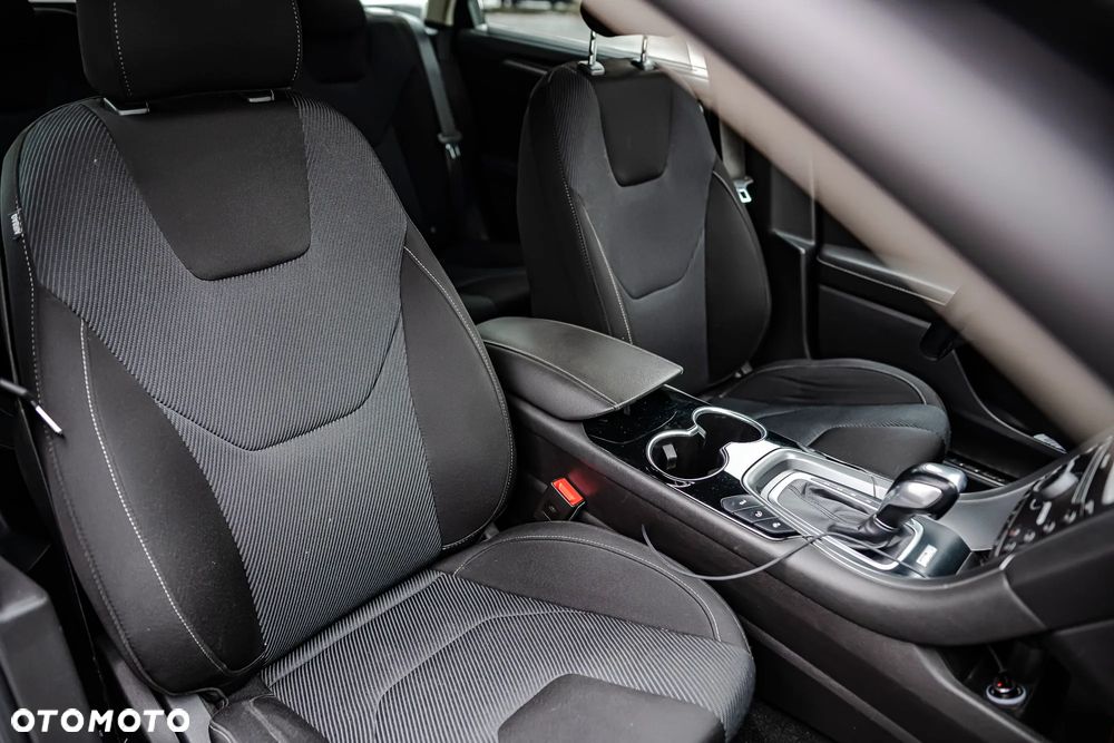 Ford Mondeo 2.0 TDCi STart-Stopp PowerShift-Aut Titanium - 19