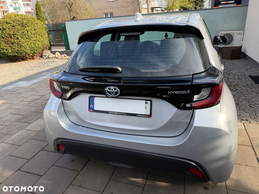 Toyota Yaris - 17