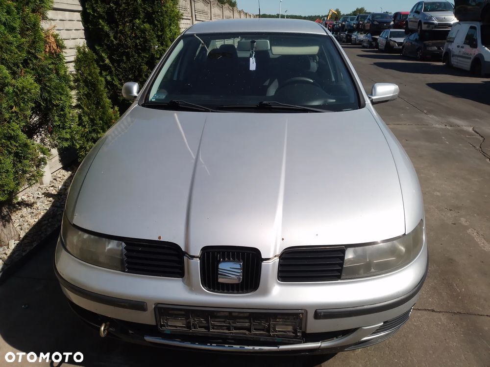 SEAT TOLEDO II 98-05 1.9 TDI  FOTEL PRAWY LEWY KANAPA - 4